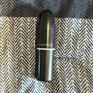 MAC Lipstick - Faux